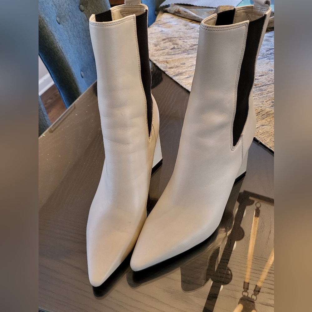 Marc Fisher Klynn Bootie s: 8 1/2